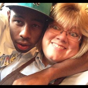 Meet your Posher, Sky